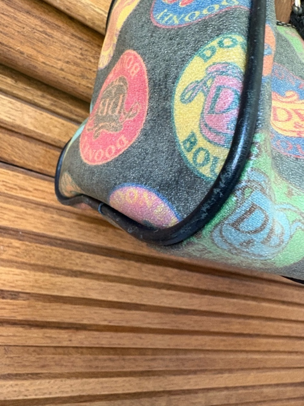 Dooney & Bourke Black/Multicolor Hearts/Letters Barrel Shoulder Bag Black Trim - Picture 3 of 13